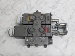 Cross Double Spool 2-SECTION Hydraulic Loader Control Valve W Float 21 05 170734. Fixed Price $353.24.