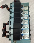 Mac Valve Manifold 811C-PM-613DA-142BA. Fixed Price $200.00.