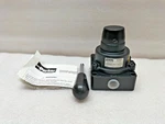 Parker HVN4400-10 3/8 Manual Valve Bar (150PS1) 0417. Fixed Price $147.25.