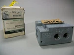 Versa LM-423-1 Single Manifold Assembly New. Fixed Price $44.95.
