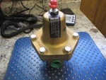 New Cash Valve Pressure Regulator Size 1/2" 400 Psi BZCSSBBS01AD3. Fixed Price $349.99.
