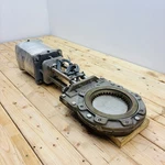North Port Valve 8" CL150 Stainless Hd/md Reject Chamber Knife Gate CG8M. Fixed Price $4895.00.