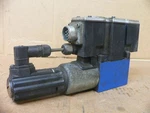 Rexroth R900913433 Hydraulic Proportional Directional Control Valve. Fixed Price $2999.99.