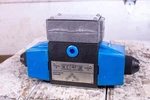 Vickers 02-119752 Directional Control Valve DG4S4W-016C-B-60. Fixed Price $420.00.