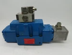 Moog D664-4303K Proportional Servo Valve 24VDC *no Cable Missing Screws* As. Fixed Price $1593.74.