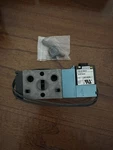 Mac 811C-PME-221BA-122 Pneumatic Solenoid Valve 150PSI *us Seller* Free Shipping. Fixed Price $60.00.