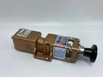 Versa Valves VIZ-3311-LOVB-125G Lock Out. Fixed Price $94.00.