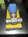 New Hoke 1715N6Y Socket Weld Needle Valve, 3/8", Ss Swagelok Valves. Fixed Price $20.00.