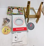 New Honeywell Q5001D1018 Valve Bracket And Linkage For Modutrol Motor. Fixed Price $539.99.