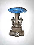 Smith Gate Valve 3/8" Fig# 0800 Body# A105N Stem# CR-13. Fixed Price $30.00.
