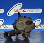 Ross 2753A4011 1-10 Bar Poppet Valve. Fixed Price $99.00.