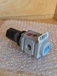 Wilkerson 927931 Common Port 1/4" Npt 0-125 Psig R09-02-FB00B New. Fixed Price $25.00.