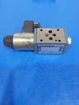 Bosch 0-811-004-104 Directional Valve, 3500 Psi, Used. Fixed Price $299.99.