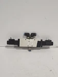 Parker P2LBZ792EENDBB49 / (used Tested). Fixed Price $38.35.