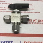 Whitey SS-42XS4 3-WAY Ball Valve 1/4X1/4X1/4. Fixed Price $50.00.