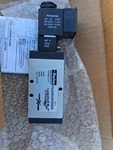 Parker P2LAX591ESHDDB49 Pneumatic Valve 24 Volt. Fixed Price $169.99.