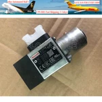 New Vickers KDG4V33C30XMUH760. Fixed Price $1050.00.