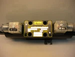 Parker D1VW004CNJPM5 New Hydraulic Valve. Fixed Price $275.00.