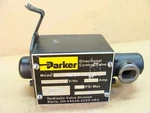 Parker Hydraulic Directional Control Valve D3MR4B. Fixed Price $100.00.
