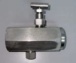 Deltrol Pneu-trol Flow Control Valve 10171-58 F30SS316K (B556). Fixed Price $200.00.