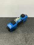 Vickers DG4V-3S-6C-M-U-H5-60 Hydraulic Directional Valve DG4V3S6CMUH560. Fixed Price $349.00.