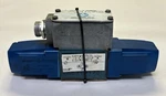 VICKERS,DG4V32NWB10S305C,DIRECTIONAL Valve. Fixed Price $175.00.