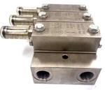 Bank Of Dropsa Dm Valve P/n 675300 Modular Feeder With Base 0.25-3 CM3. Fixed Price $375.00.