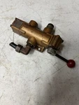 Versa Pneumatic Directional Valve VHN-3501 With Handle. Fixed Price $62.50.