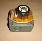 Rexroth 420 286 Hydraulic Control Valve Frm 10-30/50 Lb Hydronorma New. Fixed Price $775.00.