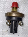 Hobbs Pressure Switch - P/n B76575 (415HRS). Fixed Price $30.00.