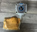 Vickers DT15S2-060-10 Deceleration Valve. Fixed Price $2400.00.