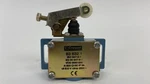 Crouzet 838321 Adjustable Limit Switch Roller Lever Snap Action 500V IP66. Fixed Price $59.99.