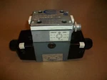 Continental Hydraulics Directional Valve VS12M-3A-GB5HL2-60L-H 120V Used. Fixed Price $175.00.