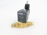 Parker 0121K01 General Purpose Solenoid Valve & 481865C2 D5B 24 Swagelok. Fixed Price $79.99.