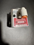 Sealant Equipment & Engineering Inc High Pressure Valve Block 4000 Psi Pneumatic. Fixed Price $199.00.