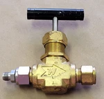 Whitey B-18RS8 Brass Needle Valve 3000PSI 100 F Swagelok. Fixed Price $35.00.