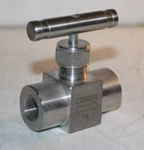 3/8 Fnpt 316SS Integral Bonnet Needle Valve (6000 Psi) Whitey Swagelok SS-26VF6. Fixed Price $38.40.