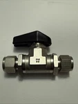 Ty-lok SS-8-DTT-8-8- 1/2" Tube End High Pressure Ball Valve, 5,000 Psi, 316. Fixed Price $32.00.
