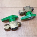 Lot Of 2 Nupro Co. B-4P4T Quarter Turn Instrument Plug Valve Used. Fixed Price $17.09.