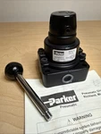 New! Parker HVN4200-8 4-WAY Manual Hand Operated Valve. Fixed Price $159.99.