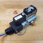 Smc NVFS2100R-5FZB Pneumatic Valve Assembly Module 0-1.0MPA 24 Vdc Used. Fixed Price $22.11.