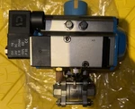 New Box 1/2" Inch Air Actuated Stainless 3 Piece Ball Valve CF8M 1000 Wog. Fixed Price $95.00.