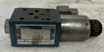 Bosch 0-811-004-104 Directional Valve, 3500 Psi, Used, Free Ship. Fixed Price $290.00.
