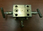 Anderson-greenwood & Co Instrument Manifold M4AVC, 02-2565-40. Fixed Price $118.40.