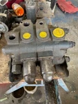 Vickers Hydraulic Valve 123718. Fixed Price $225.00.