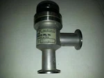 High Vacuum Apparatus 161-0103-2 Industrial Right Angle Valve Assembly. Fixed Price $99.99.