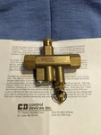 LGM30-0404AAF-G Brass Continuous Run Unloader Valve Mark Iii Control Devices. Fixed Price $85.75.