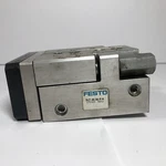 Festo SLT-20-30-P-A Pneumatic Cylinder Mini Slide Used Free Shipping. Fixed Price $86.93.