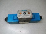 Vickers Directional Valve 02-148492 (DG4S4LW 016C H 60 S471). Fixed Price $1299.99.