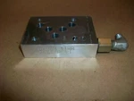 Daman Hydraulic Manifold AD05TPL4S Used. Fixed Price $80.00.